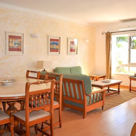 Vista Golfe Villa *